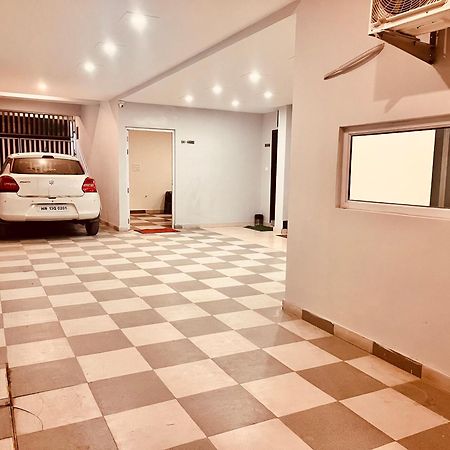 Hotel Sampat Royal Cafe Delhi  Esterno foto