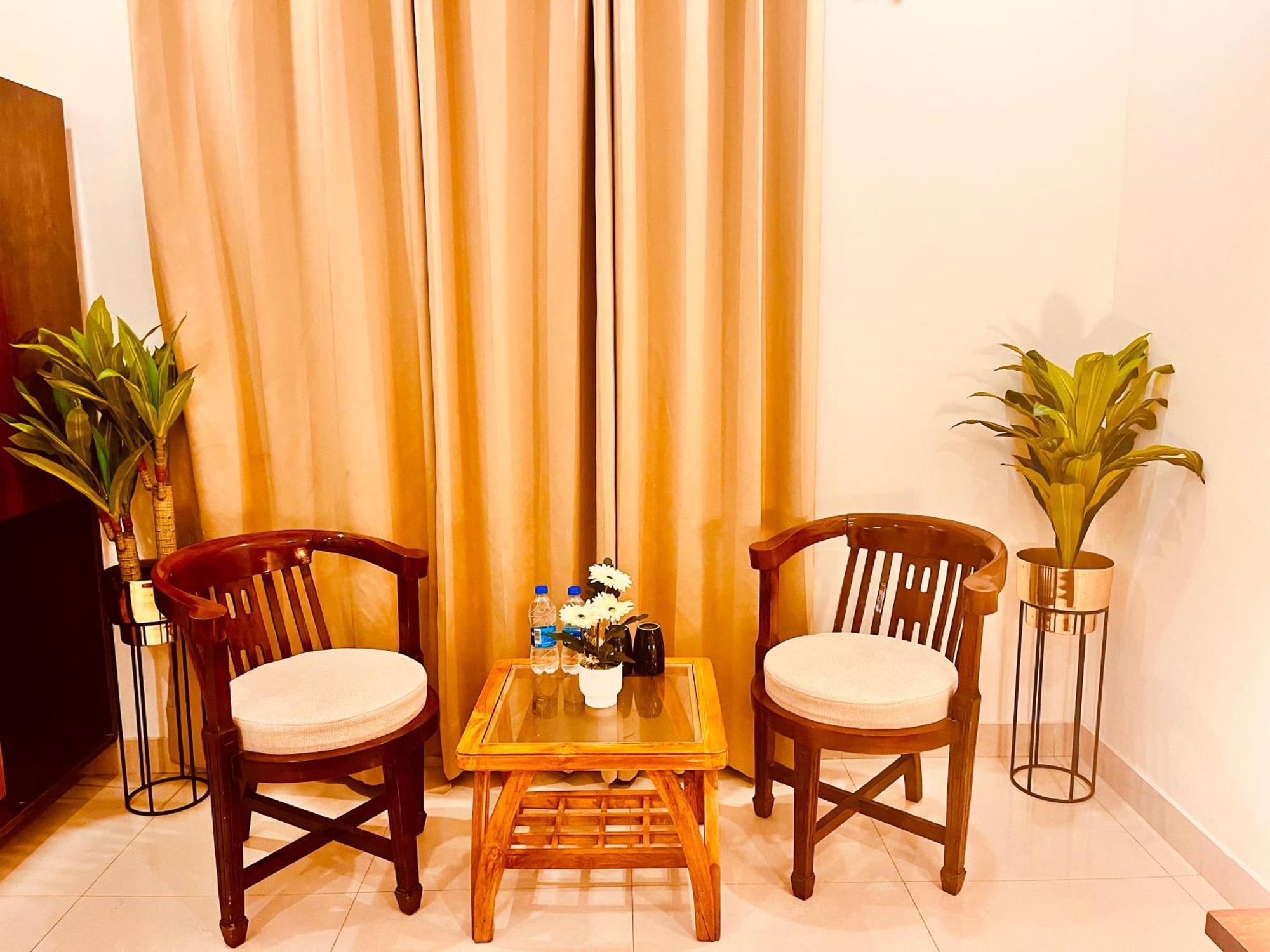 Hotel Sampat Royal Cafe Delhi  Esterno foto